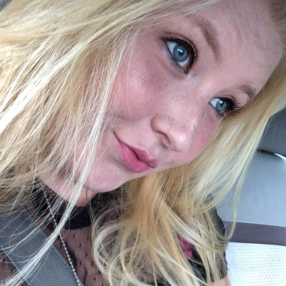 Meet your Posher, Daye